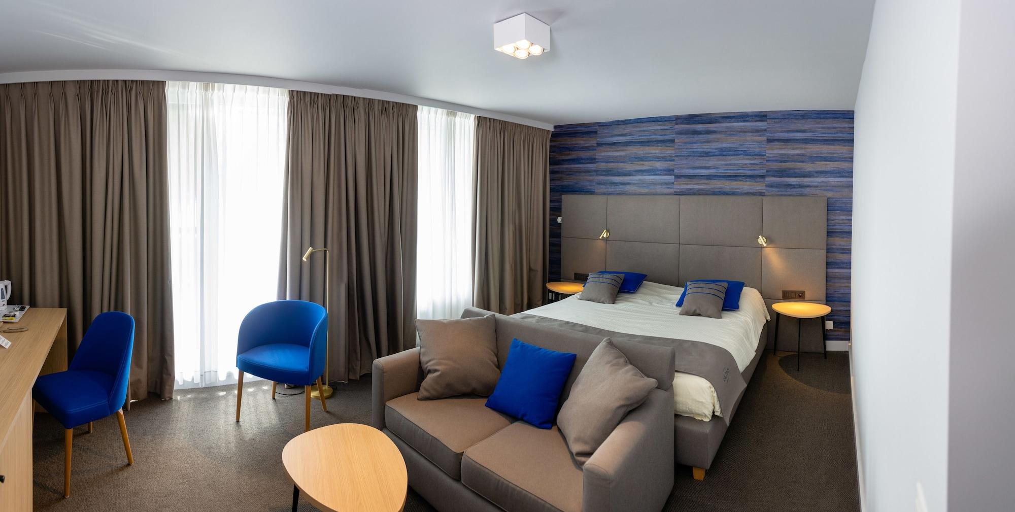 Hotel Les 3 Cles Gembloux Bagian luar foto