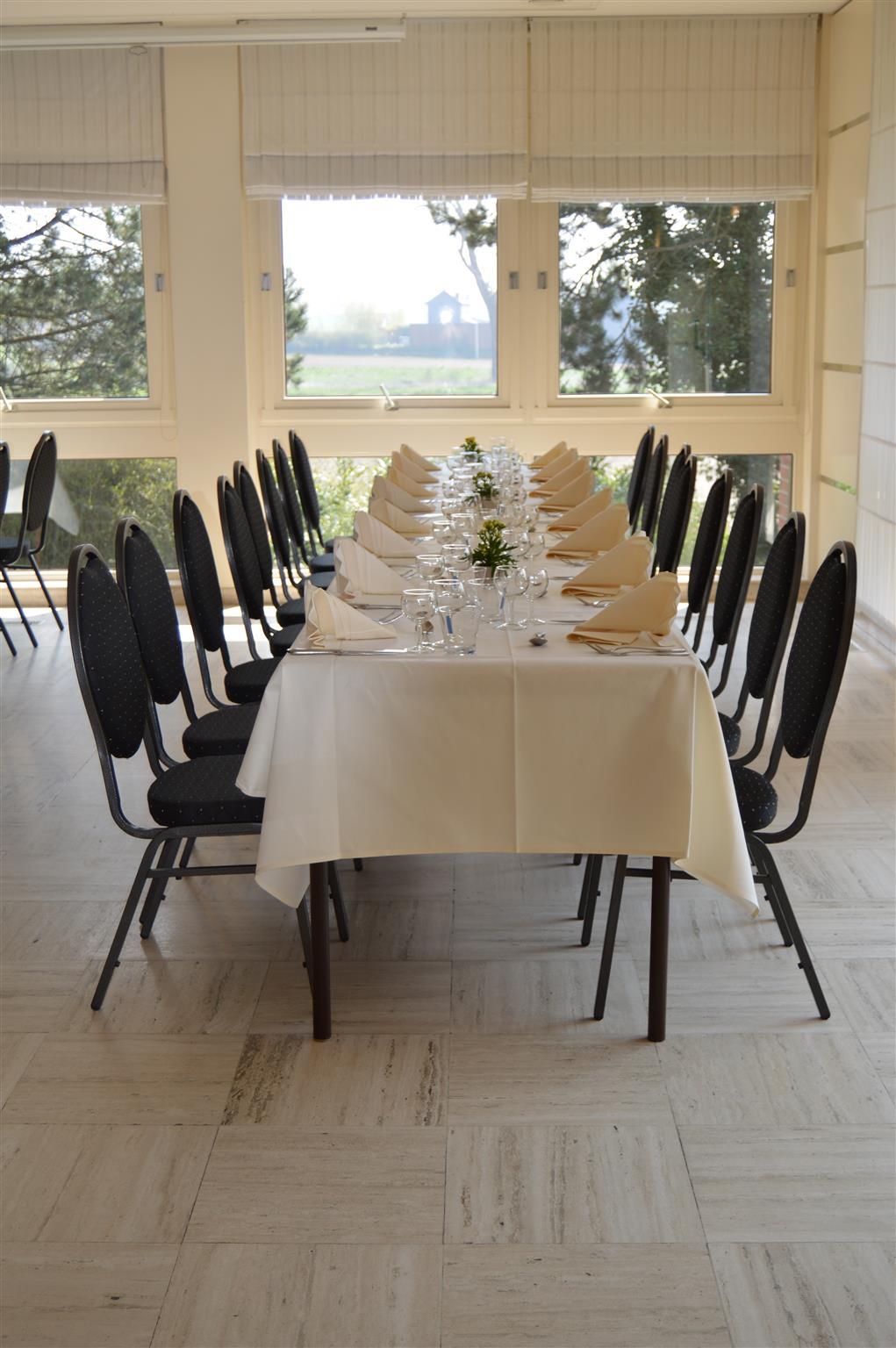 Hotel Les 3 Cles Gembloux Bagian luar foto